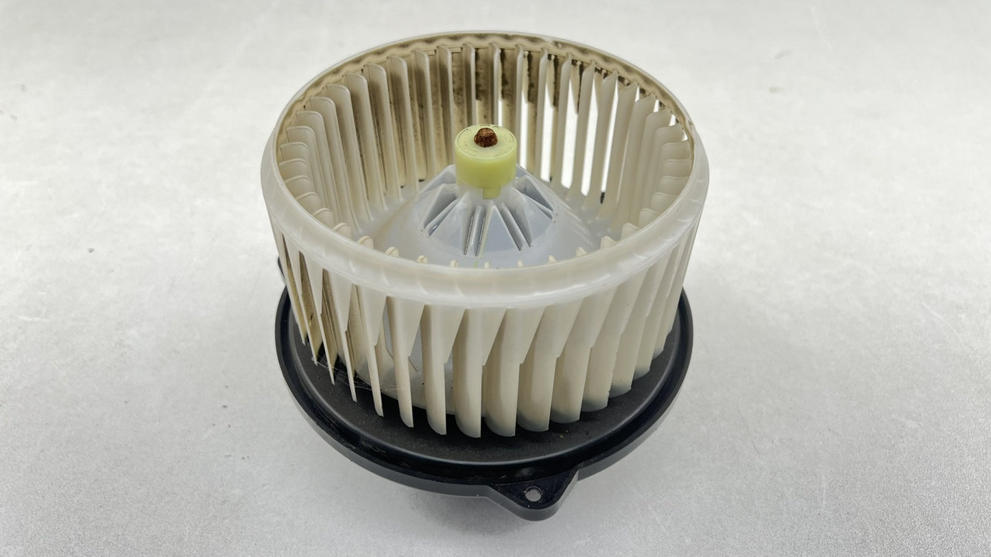 14-17 CHEVY SS SEDAN HVAC AC AIR HEATER BLOWER FAN MOTOR OEM