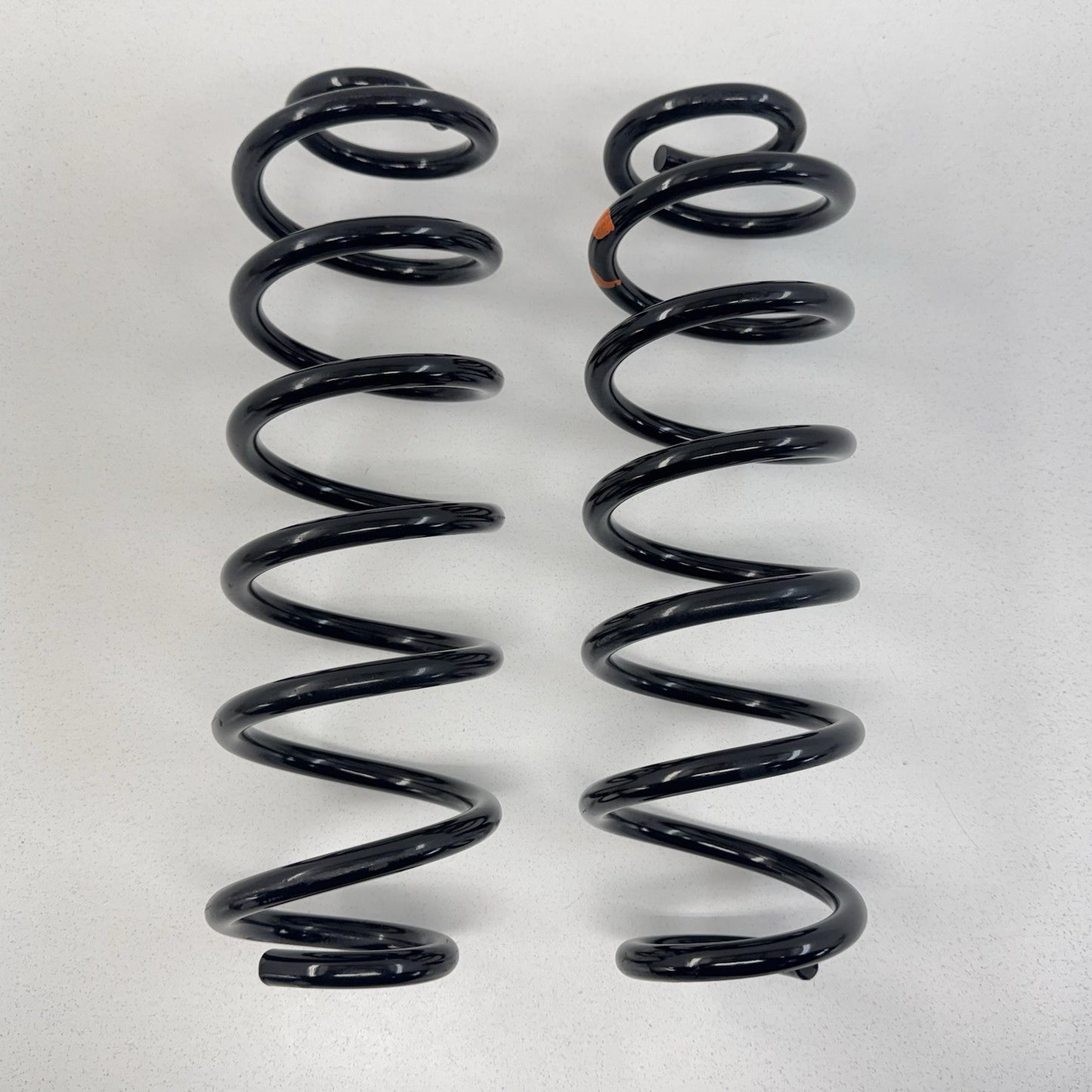 21-25 Toyota RAV4 Hybrid Limited AWD Rear Coil Spring Pair 48231-0R292 OEM
