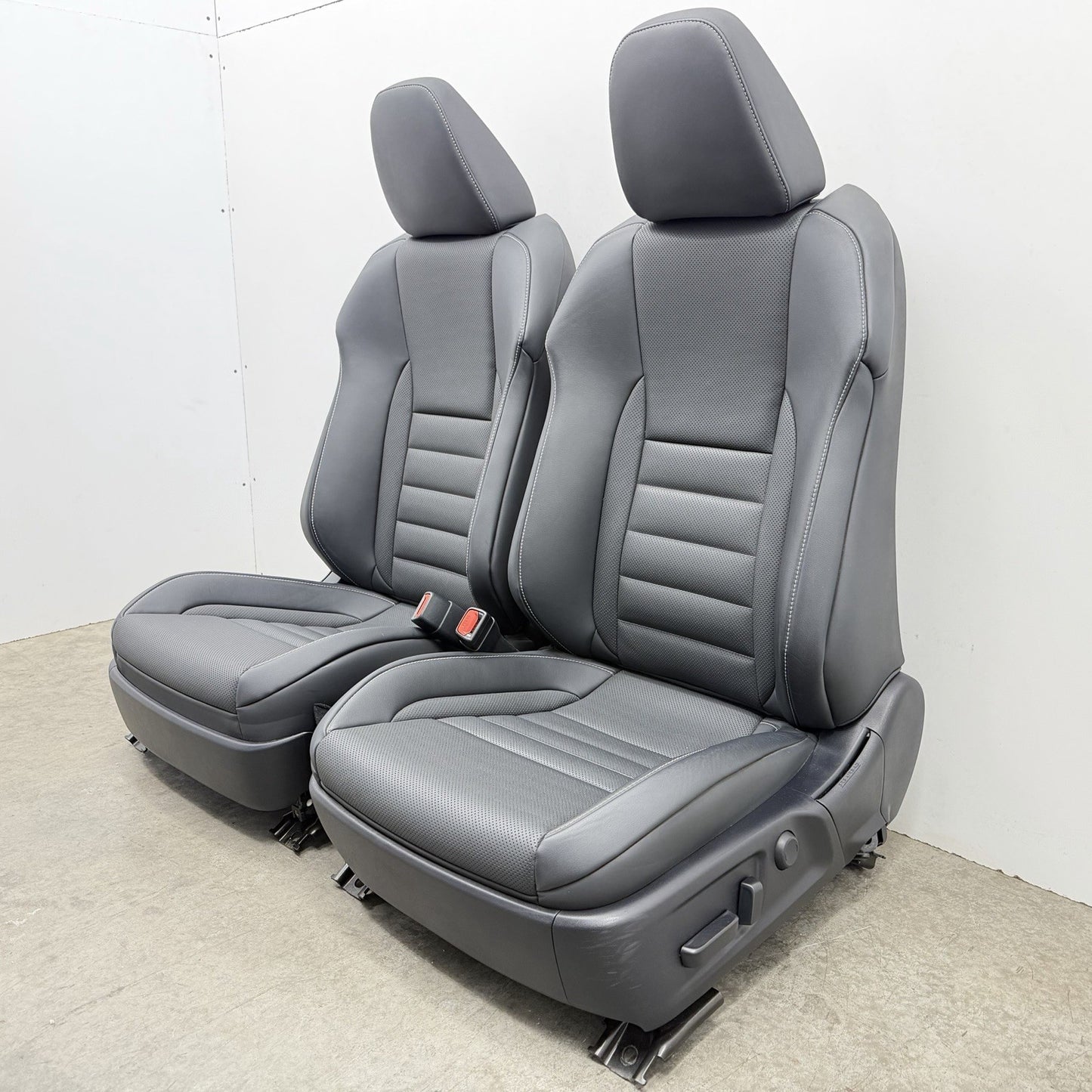 21-26 Lexus IS300 IS350 IS500 F Sport Front Bucket Seat Pair Leather Black OEM