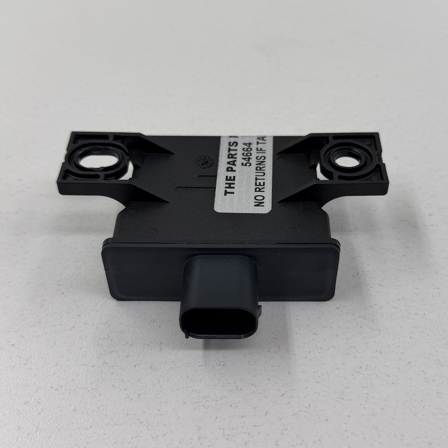 2022-2024 Rivian R1S R1T TPMS Tire Pressure Monitor Module PT00001850-F OEM
