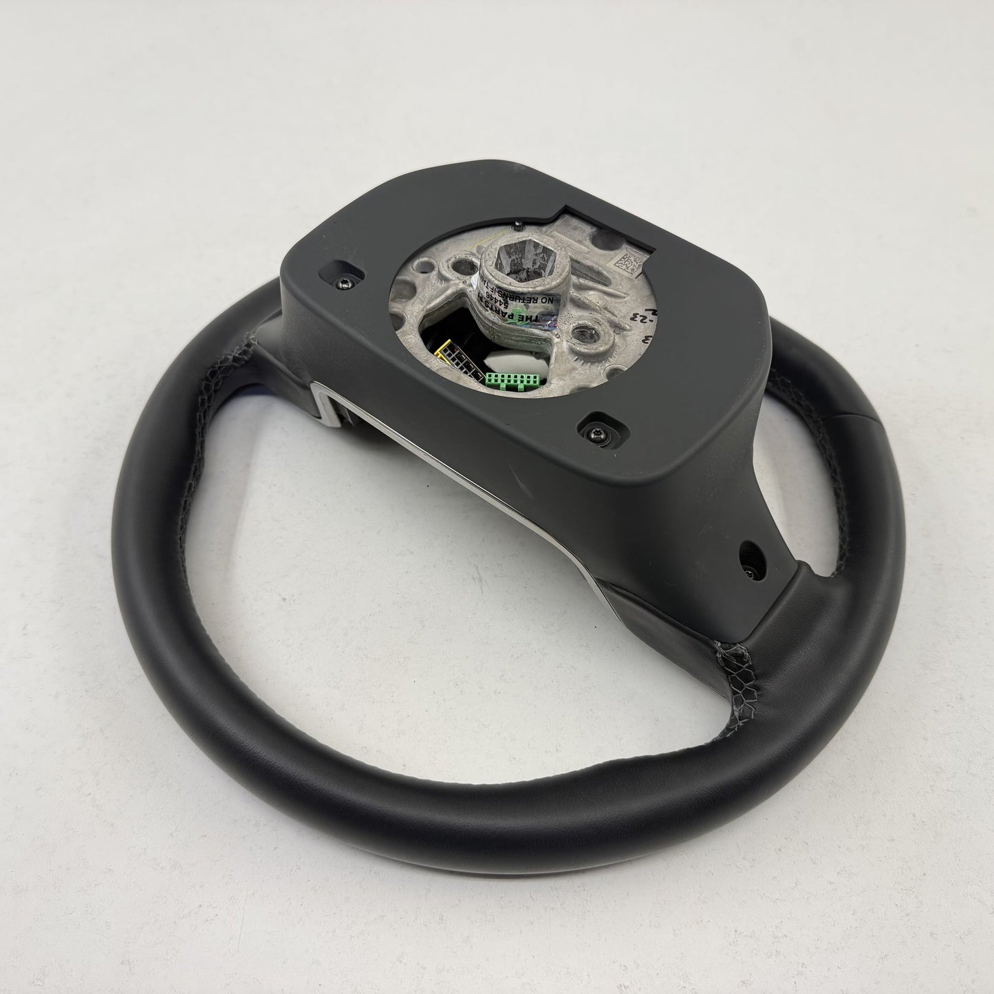 2022-2024 Rivian R1S Heated Steering Wheel W/ Controls Leather PT00000910-N OEM