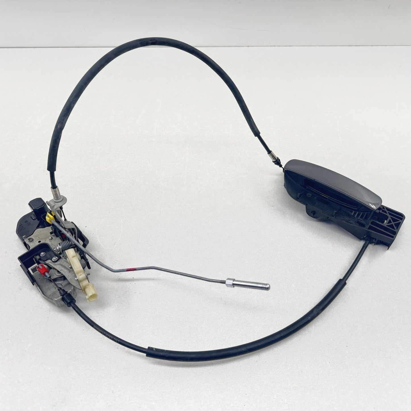 15-23 DODGE CHALLENGER RIGHT DOOR LATCH LOCK ACTUATOR WITH DOOR HANDLE OEM