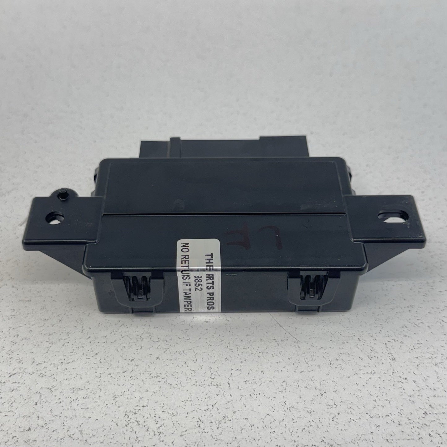 10-15 Chevrolet Camaro Driver Left Front Seat Heater Control Module 13582417 OEM