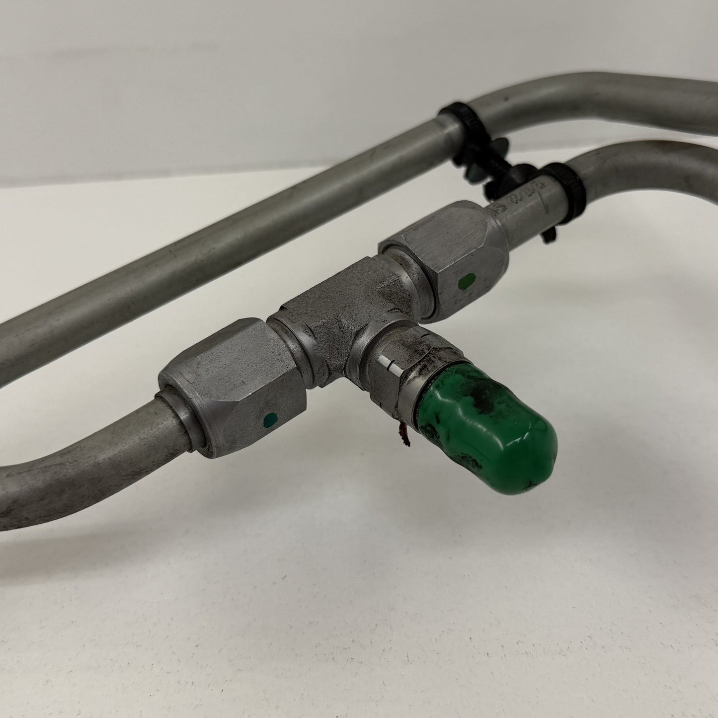 2022-2024 Rivian R1S Rear Suspension Hydraulic Oil Hose Line Set OEM