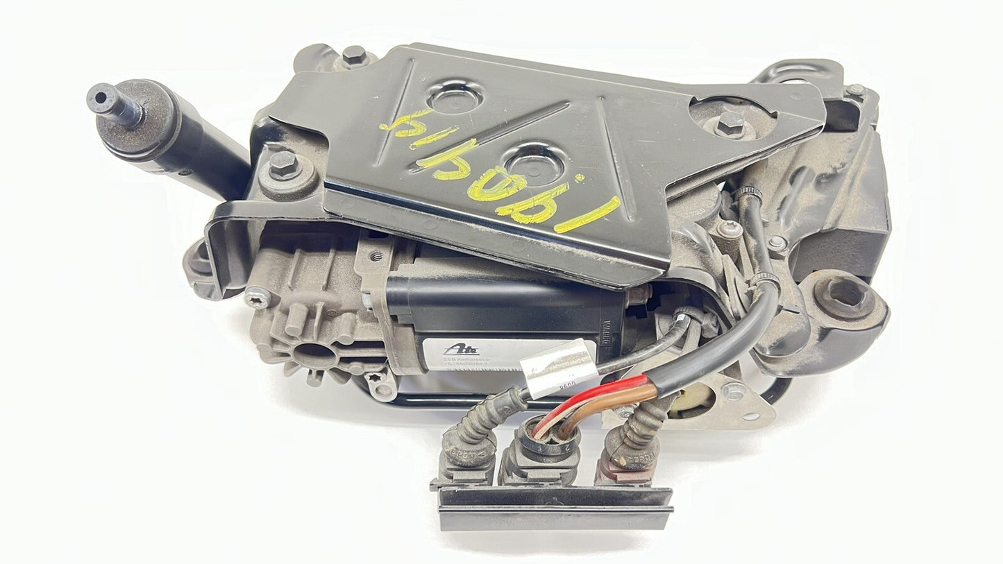 13-18 BENTLEY FLYING SPUR AIR SUSPENSION COMPRESSOR VALVE BLOCK ASSEMBLY OEM
