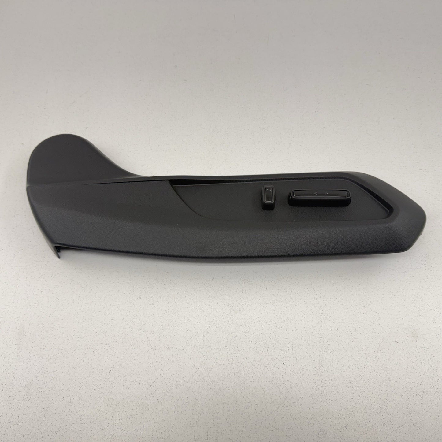 23-25 Honda Pilot Right Front Seat Adjustment Trim Cover W/ Controls OEM