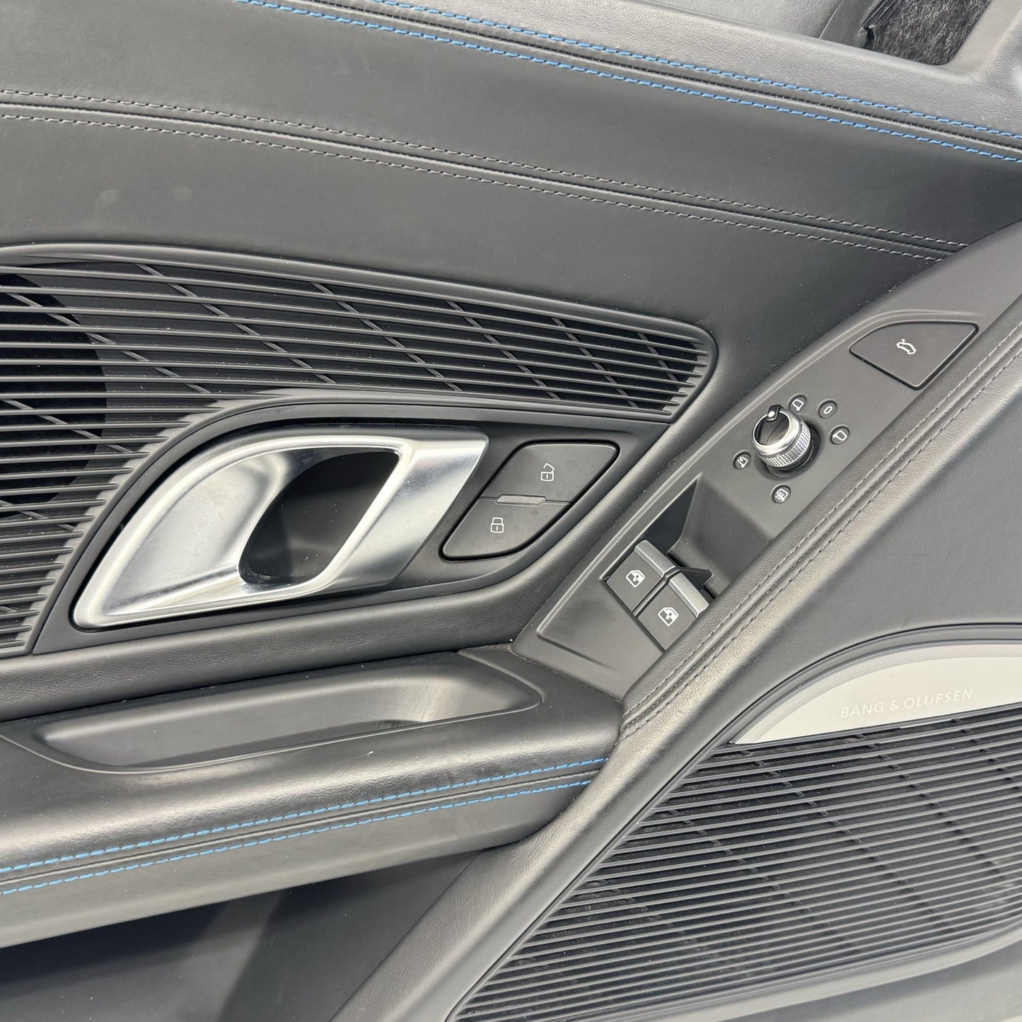17-23 Audi R8 Interior Door Panel Cover Trim Pair Black W/ Blue Stitching OEM