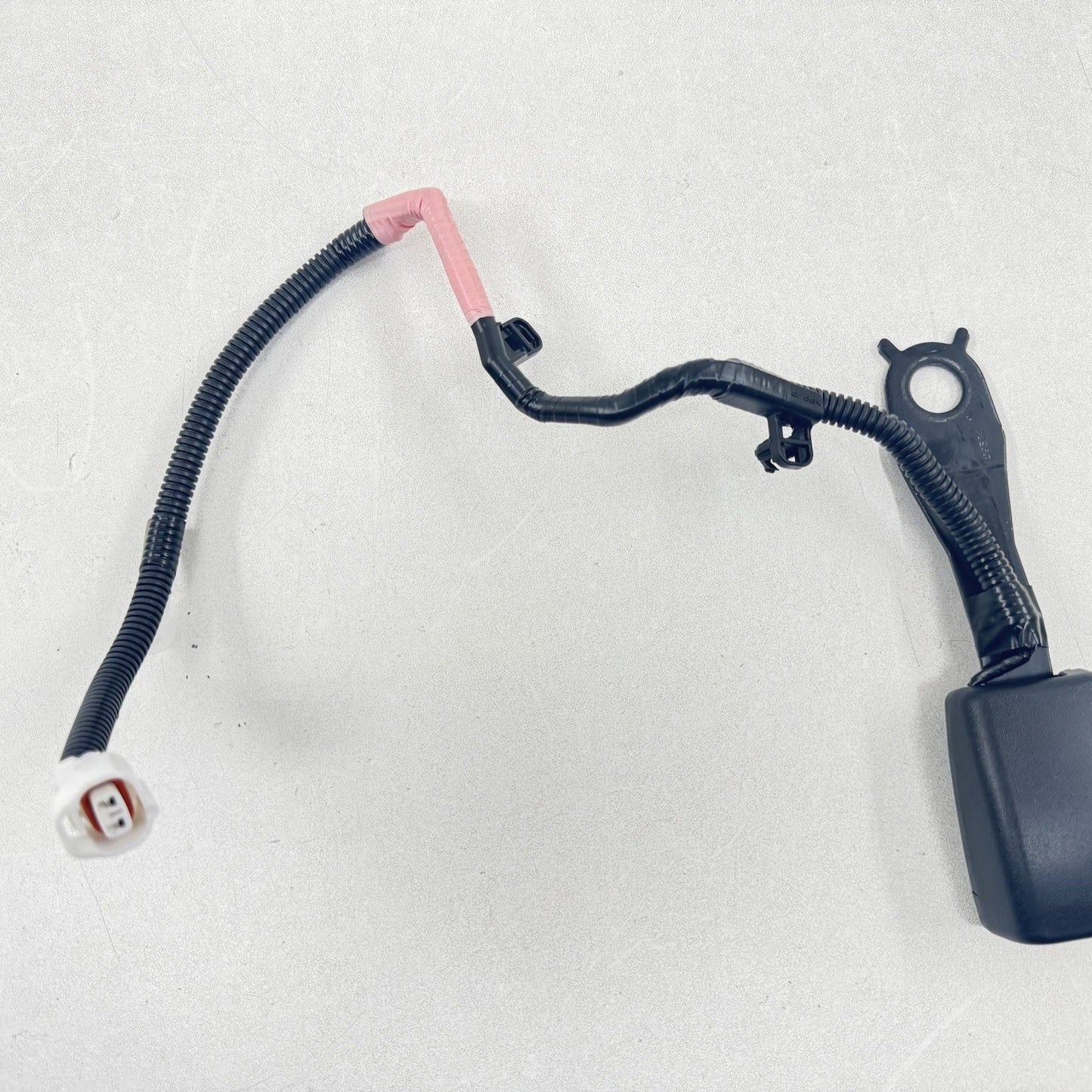 23-25 Toyota Prius Passenger Right Front Seat Belt Seatbelt Buckle OEM