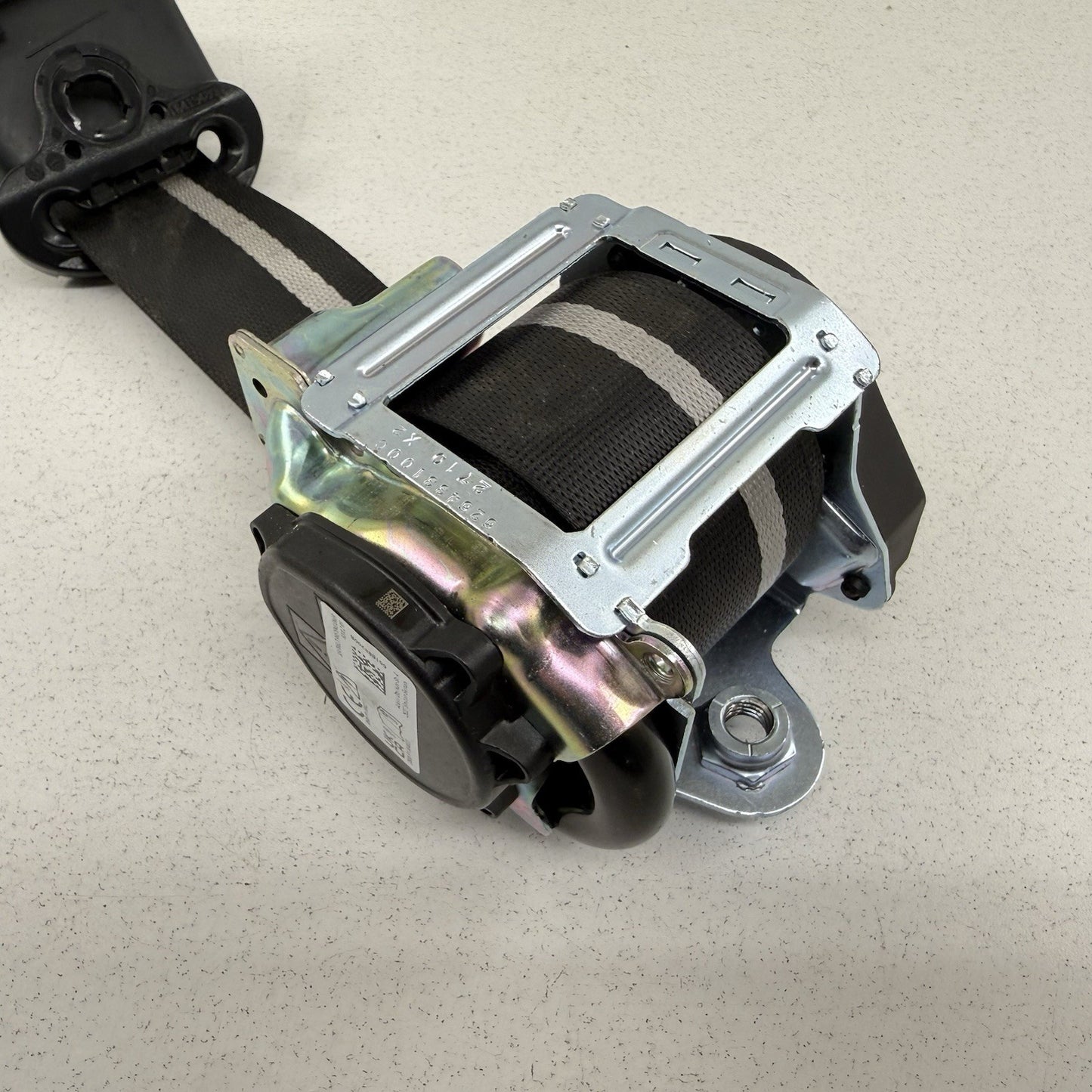 24-26 Ford Mustang Left Rear Seatbelt Seat Belt Retractor PR3B-L611E51-LC OEM