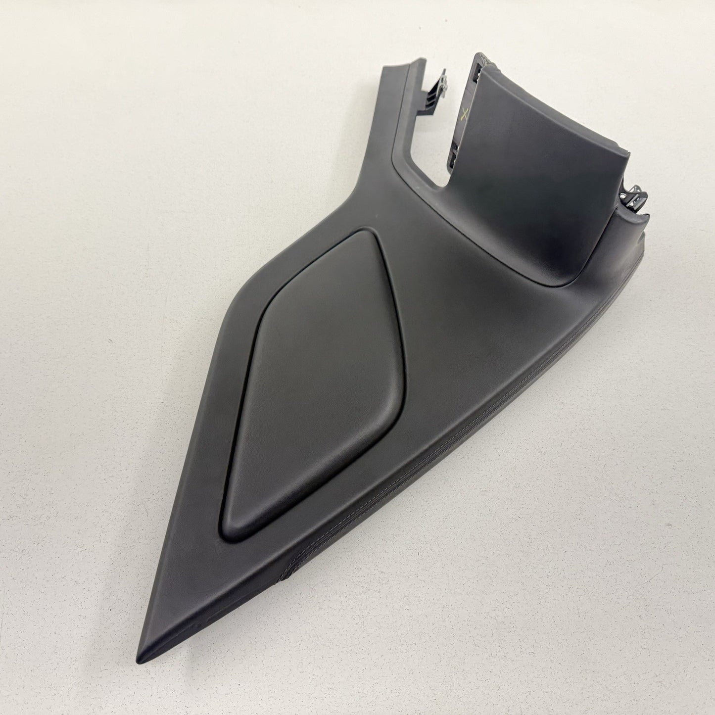 17-23 Audi R8 Driver Left Console Dash Knee Pad Trim Panel 4S1858970E OEM
