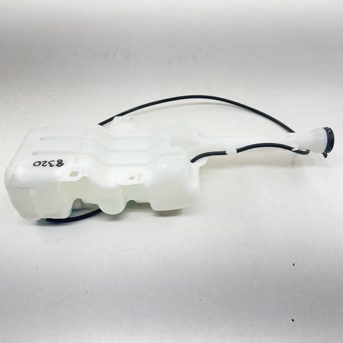 12-15 CHEVROLET CAMARO ZL1 WINDSHIELD WASHER BOTTLE RESERVOIR TANK WITH PUMP OEM
