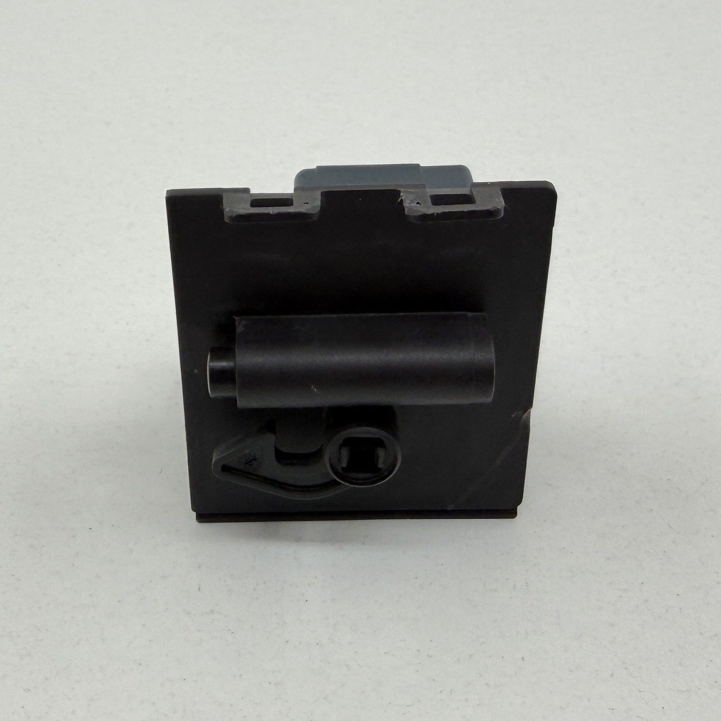 2014-2020 Mercedes-Benz S550 W222 Gas Cap Fuel Filler Door Release Actuator OEM