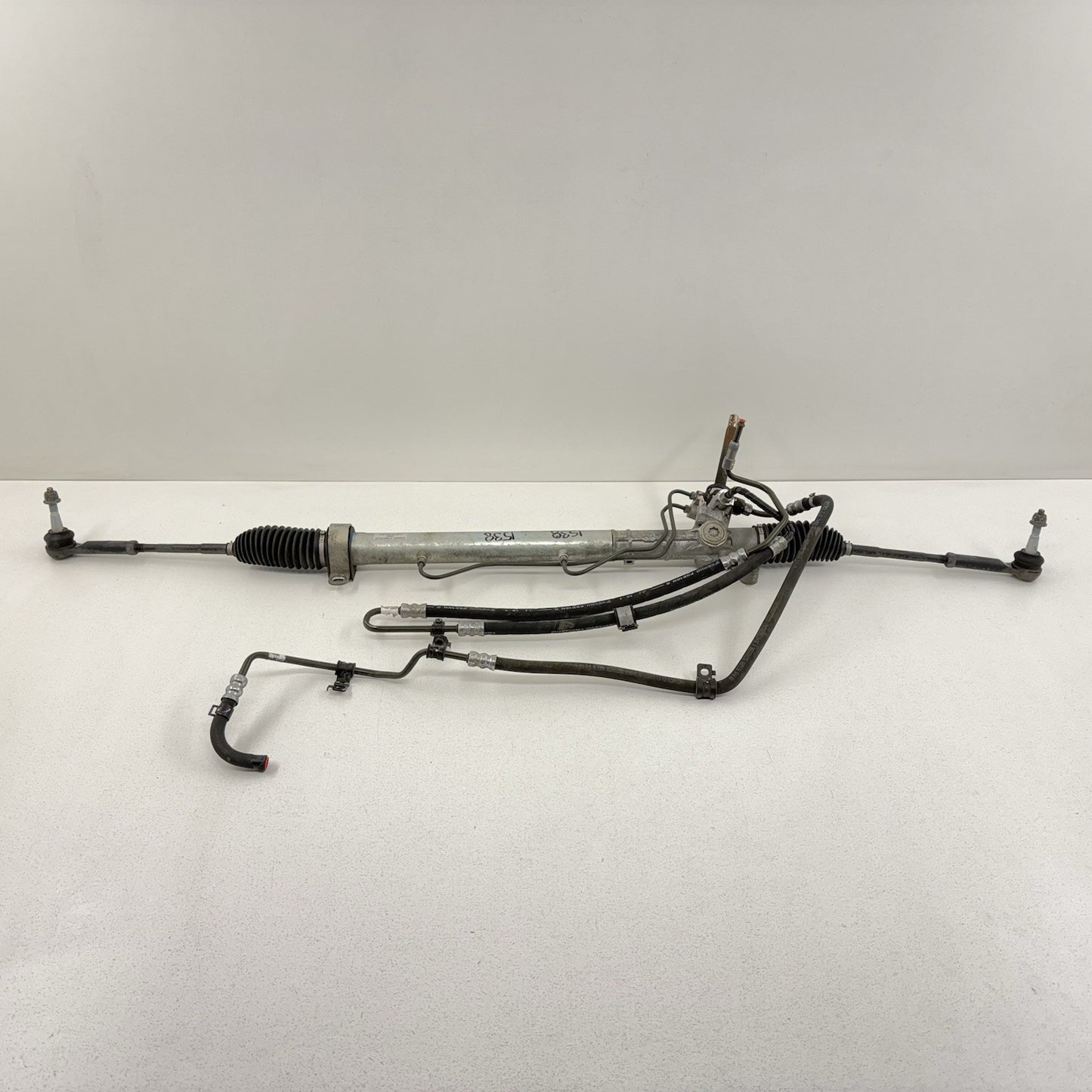 10-11 Chevrolet Camaro SS Hydraulic Steering Gear Box Rack And Pinion OEM
