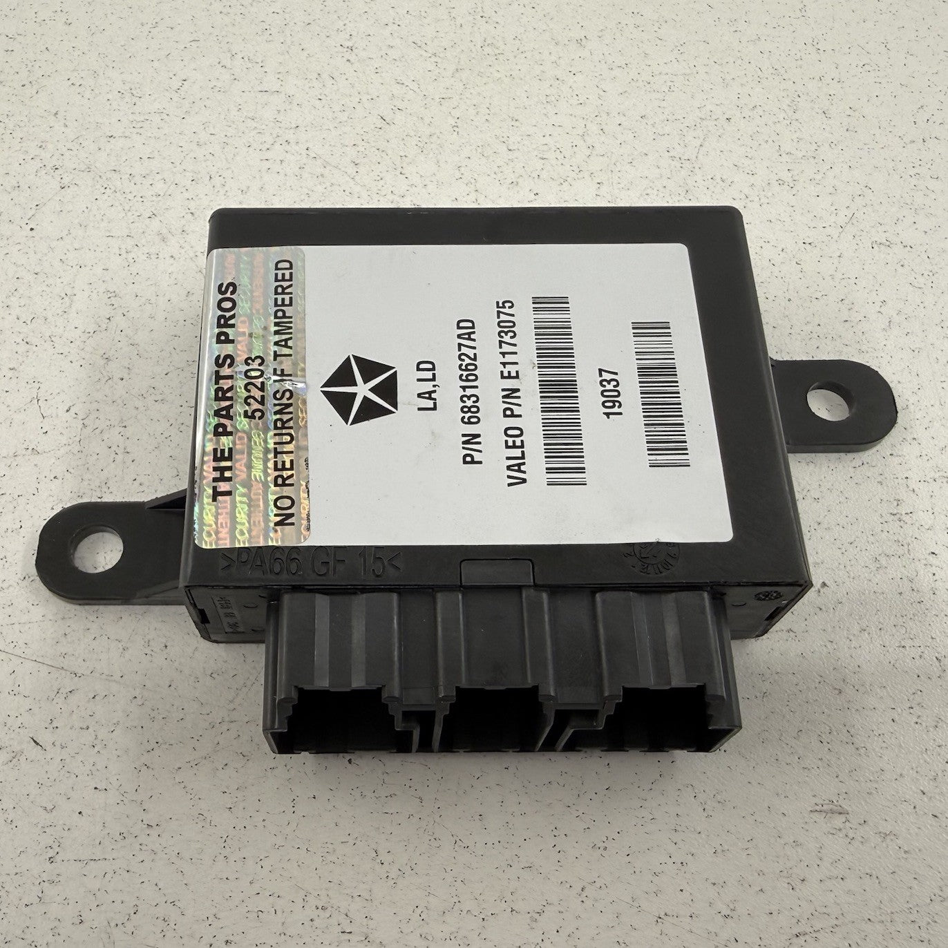 17-19 Dodge Challenger Charger Park Parking Assist Control Module 68316627AD OEM