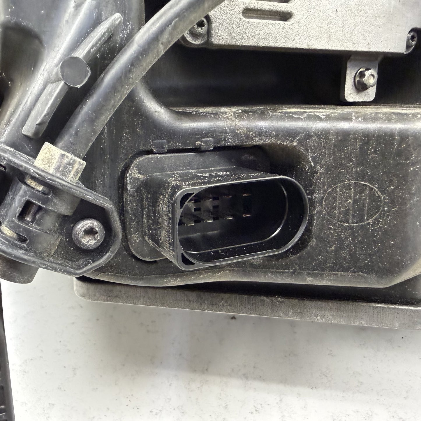 2014-2018 Bentley Flying Spur Left Front Bi Xenon HID Headlight Light Lamp OEM