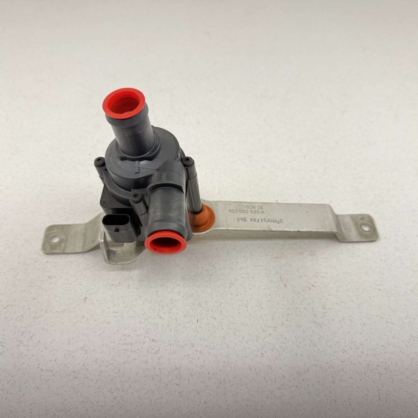 17-23 Audi R8 Auxiliary Coolant Water Pump With Bracket 06H121601N OEM