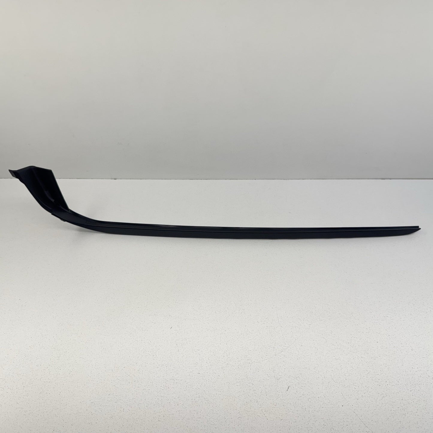 21-26 Hyundai Elantra Left Front Windshield A Pillar Molding 86130-AA000 OEM