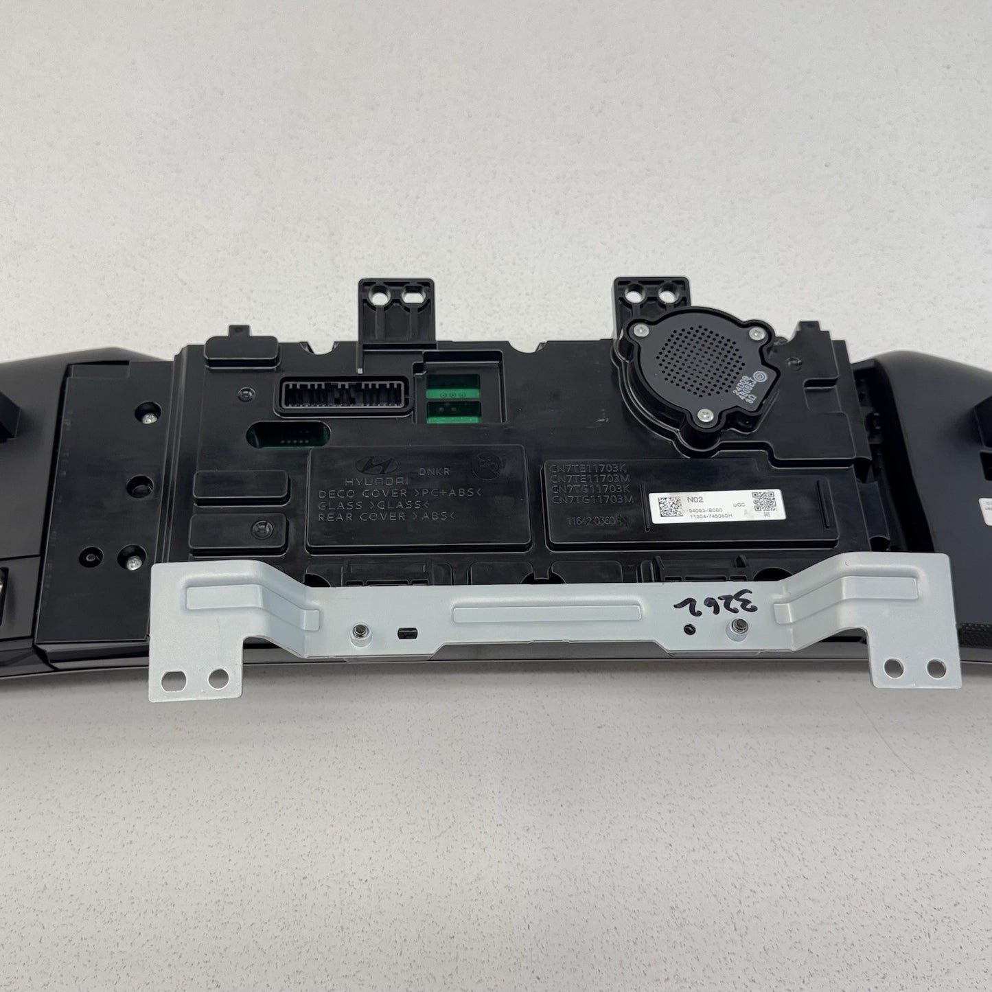 22-26 Hyundai Elantra N Instrument Cluster Radio Information Display Screen OEM