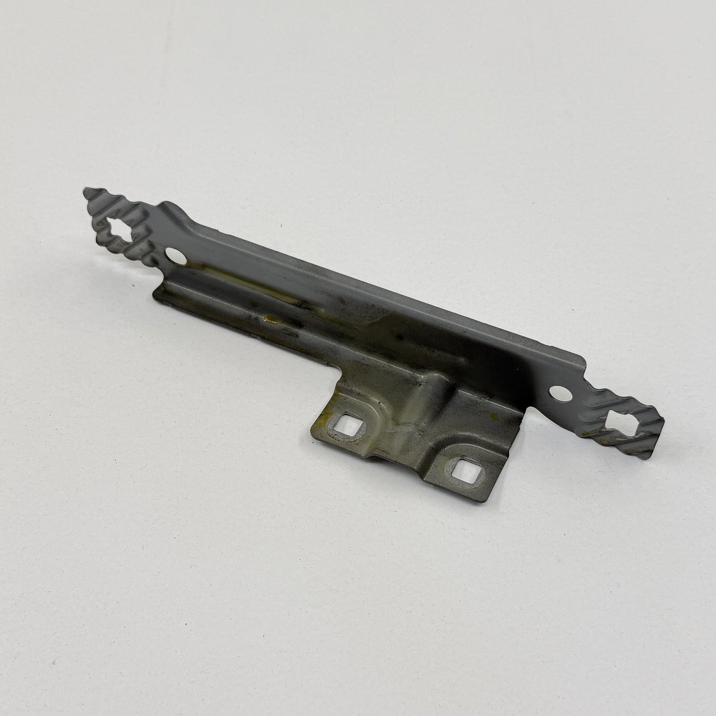 2014-2020 Mercedes-Benz S550 W222 Right Front Fender Mount Bracket Set OEM