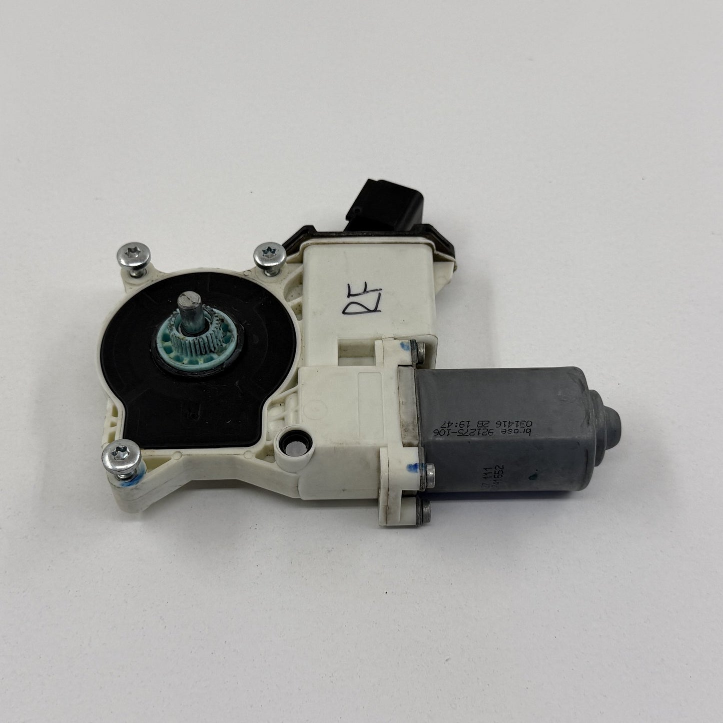 2015-2023 Ford Mustang GT Passenger Right Door Glass Window Regulator Motor OEM