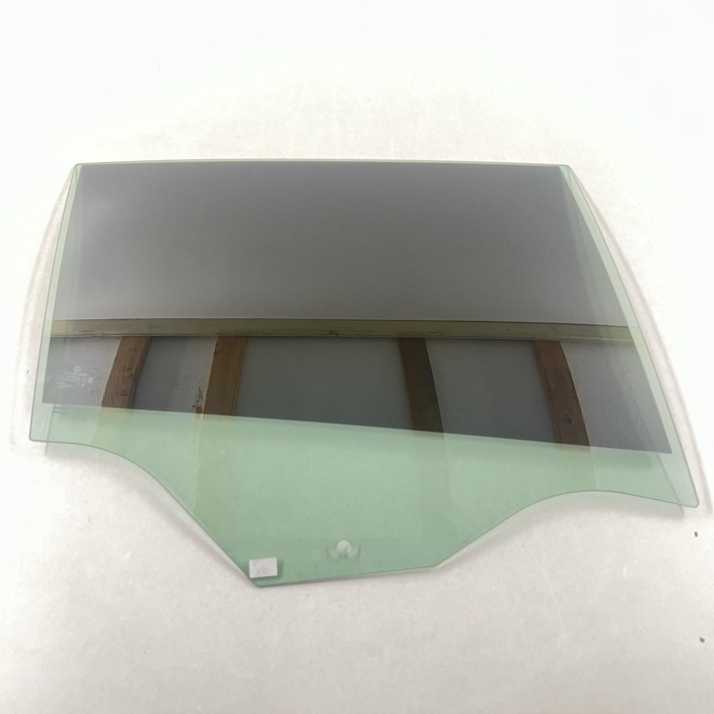 22-25 VOLKSWAGEN GOLF R MK8 PASSENGER RIGHT REAR DOOR GLASS WINDOW OEM