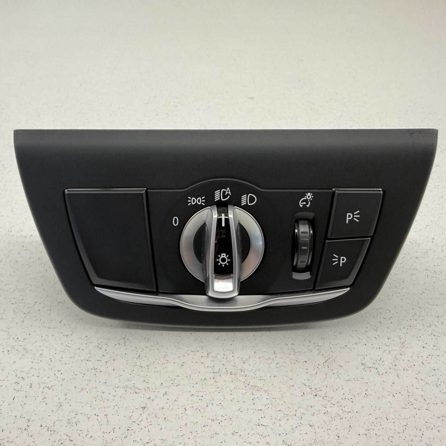 18-24 BMW G01 G02 X3 X4 Headlight Lamp Switch Control Panel 5A67868 OEM