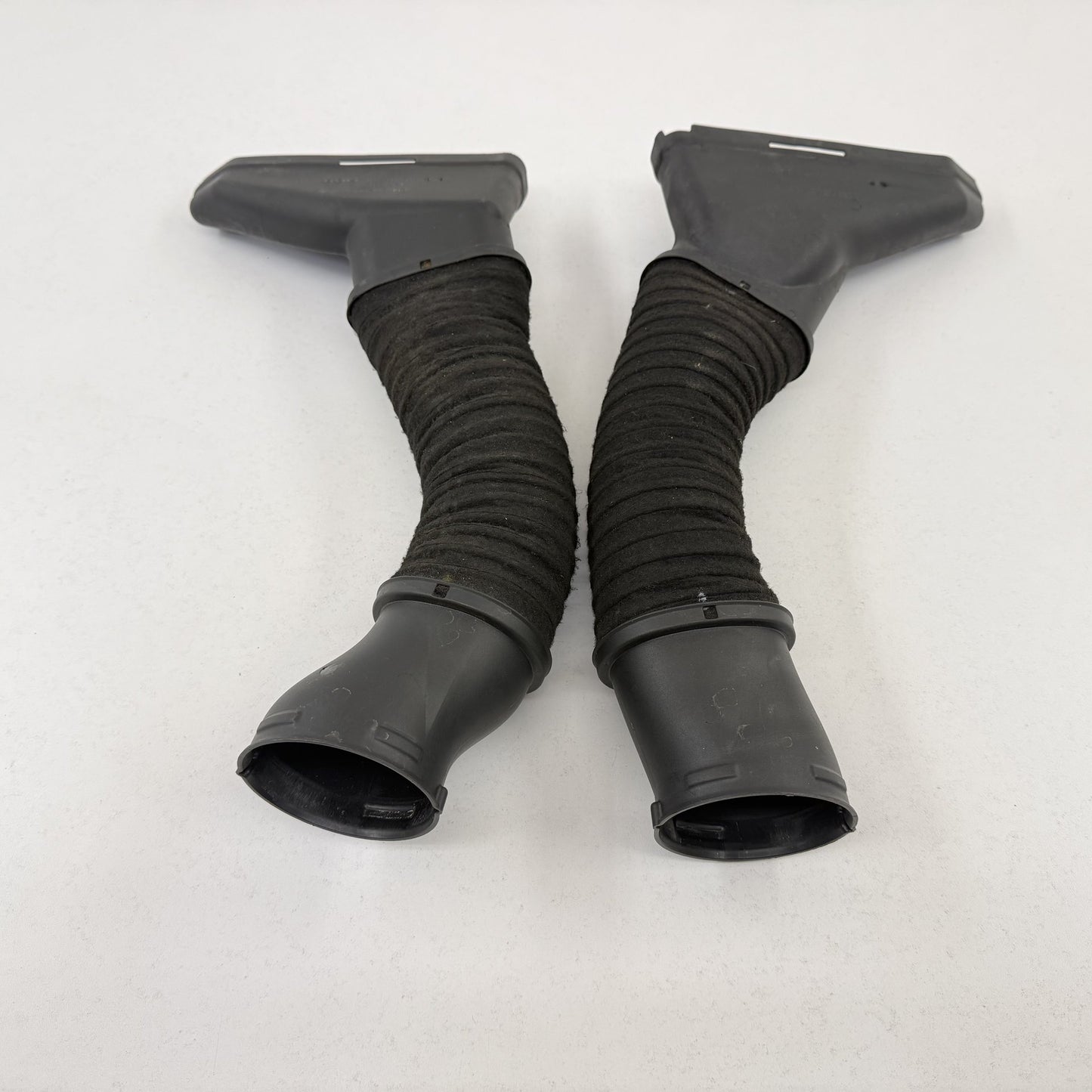 2014-2017 Mercedes-Benz S550 W222 Engine Air Intake Hose Tube Pair OEM