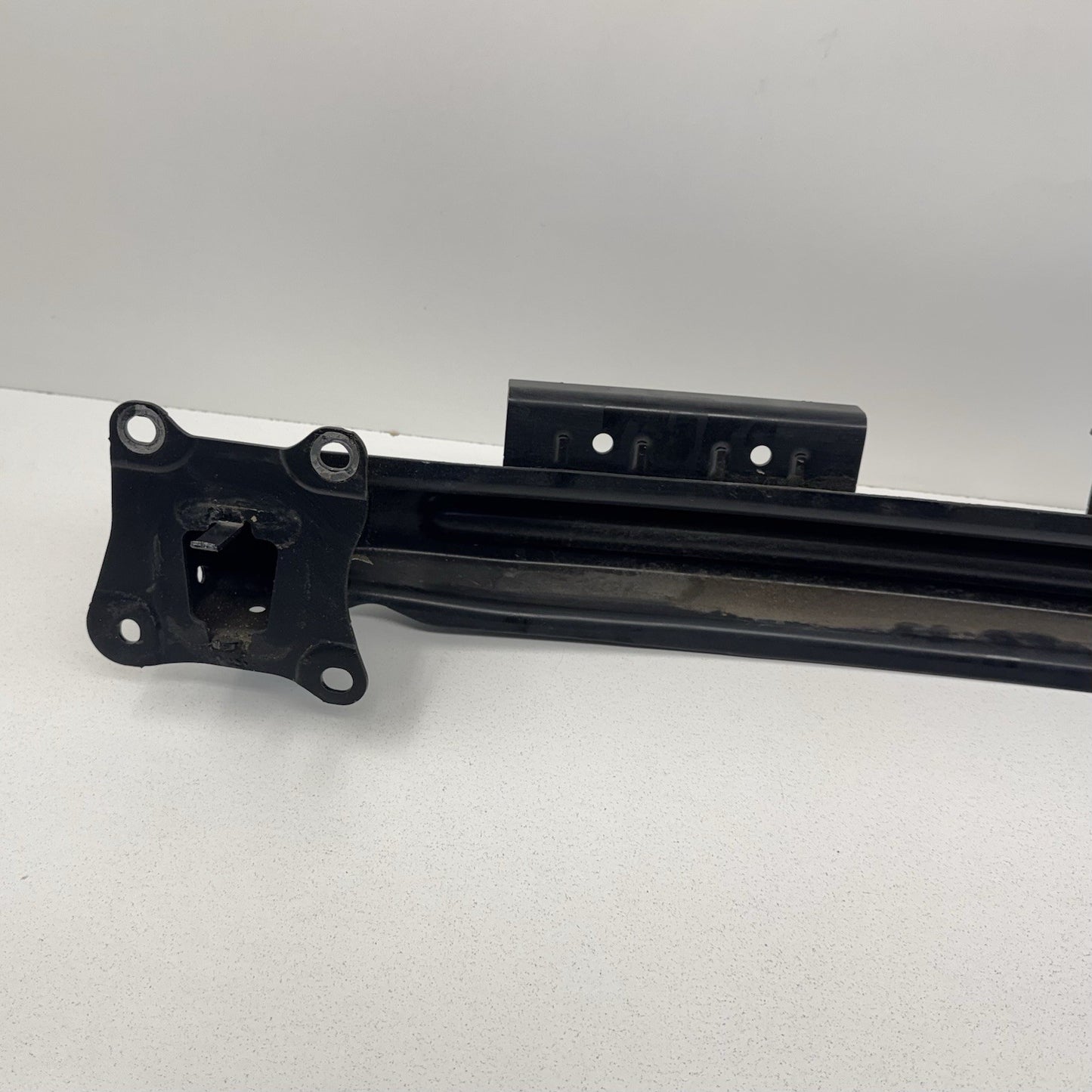 08-15 Audi TT Rear Reinforcement Bar Crash Impact Absorber W/ Foam Absorber OEM
