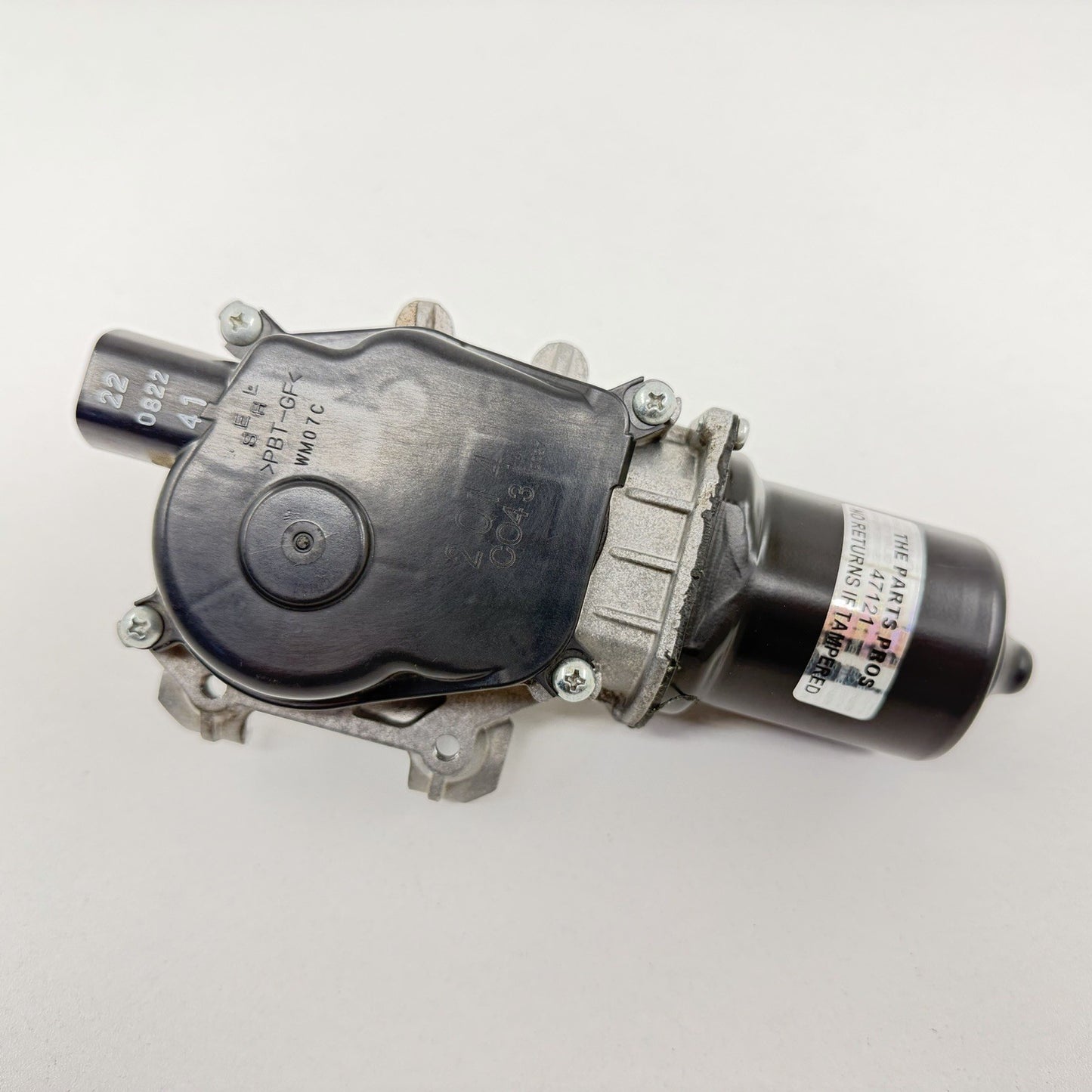 Infiniti 14-24 Q50 17-22 Infiniti Q60 Front Windshield Wiper Motor OEM