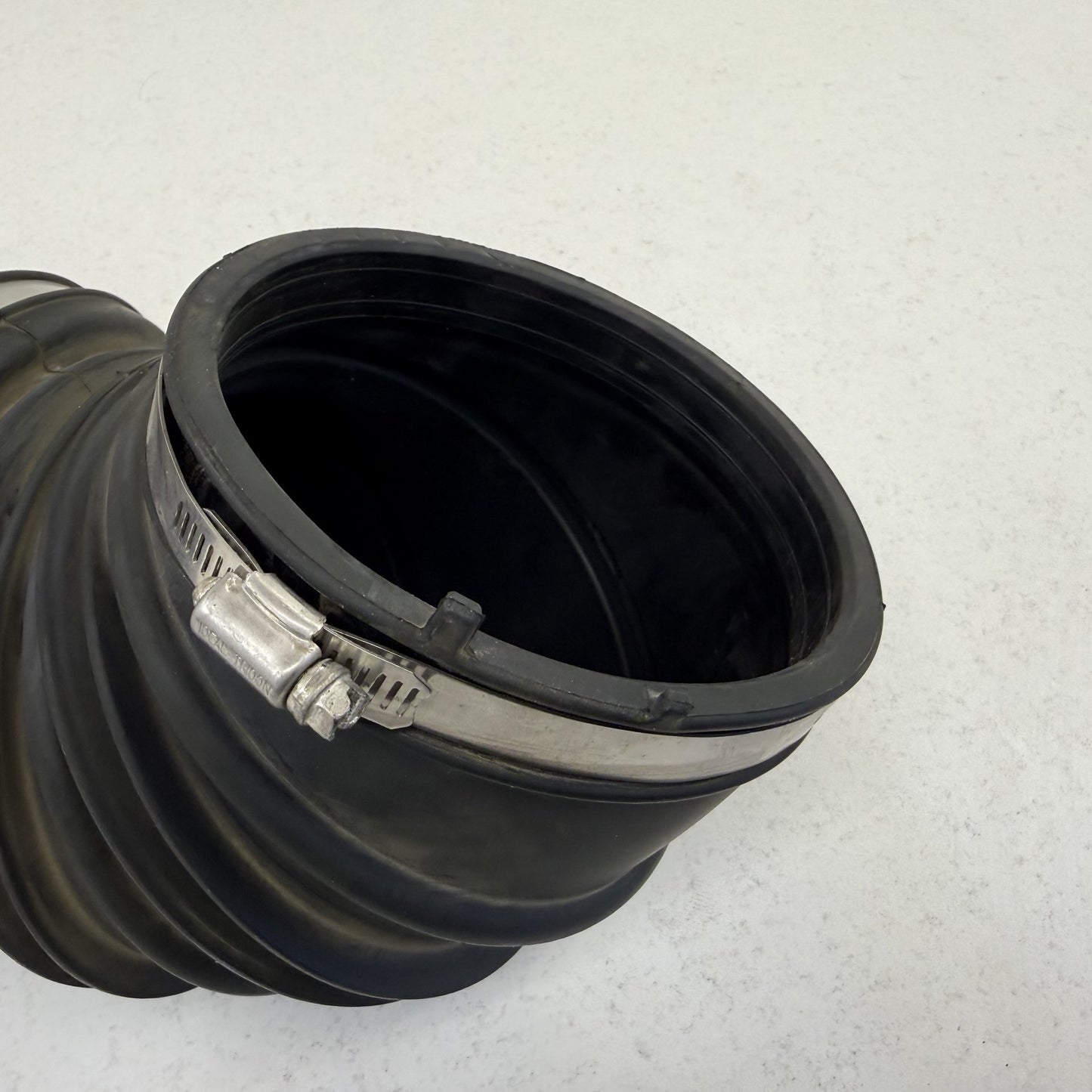 2019-2024 Ram 2500 3500 4500 5500 Cummins Air Cleaner Box Filter Intake Box OEM