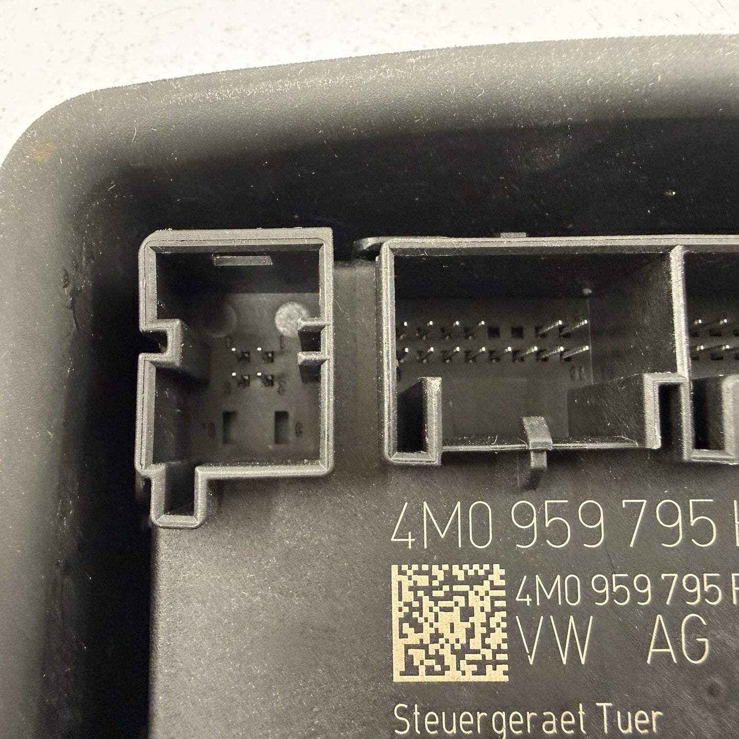 18-25 Audi A4 A5 S4 S5 RS5 Rear Door Control Module Left Or Right 4M0959795H OEM