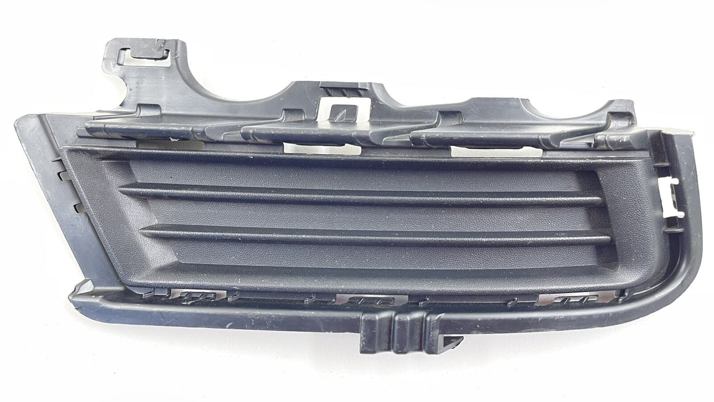 15-17 VOLKSWAGEN GOLF RIGHT FRONT BUMPER GRILLE GRILL TRIM 5GM 853 212 OEM