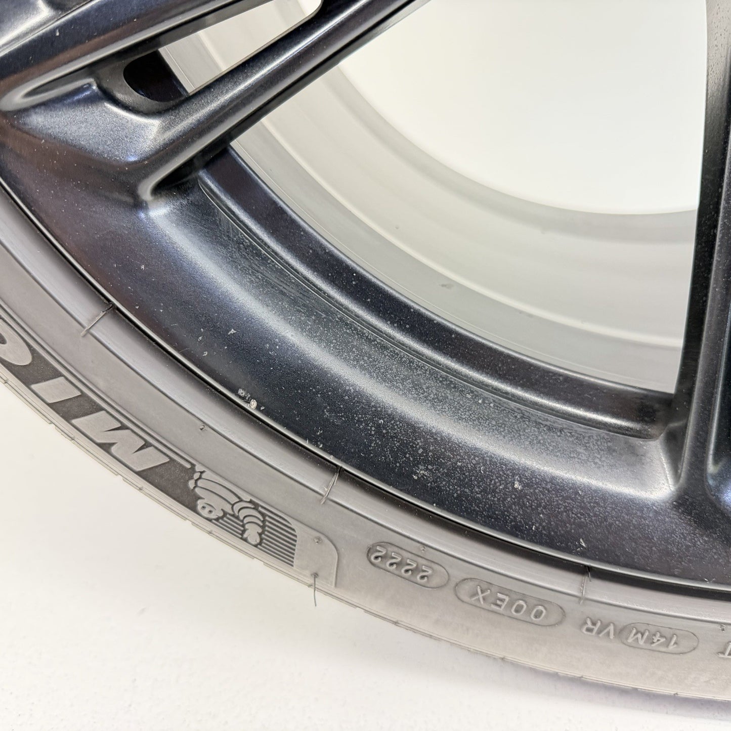 17-24 Chevrolet Camaro ZL1 1LE Rear Wheel Rim With Tire 19" 19x12 Factory OEM