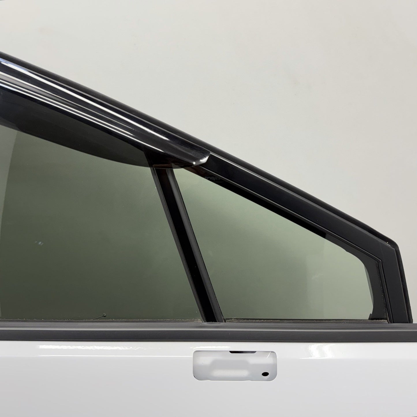 22-26 Subaru WRX Passenger Right Front Door Shell Complete W/ Glass White OEM