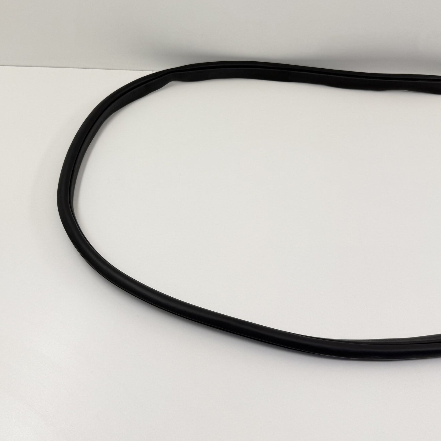 2023-2025 Honda Pilot Passenger Right Front Door Weatherstrip Seal Rubber OEM
