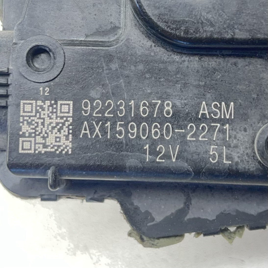 10-15 CHEVROLET CAMARO SS FRONT WINDSHIELD WIPER MOTOR 92231678 OEM