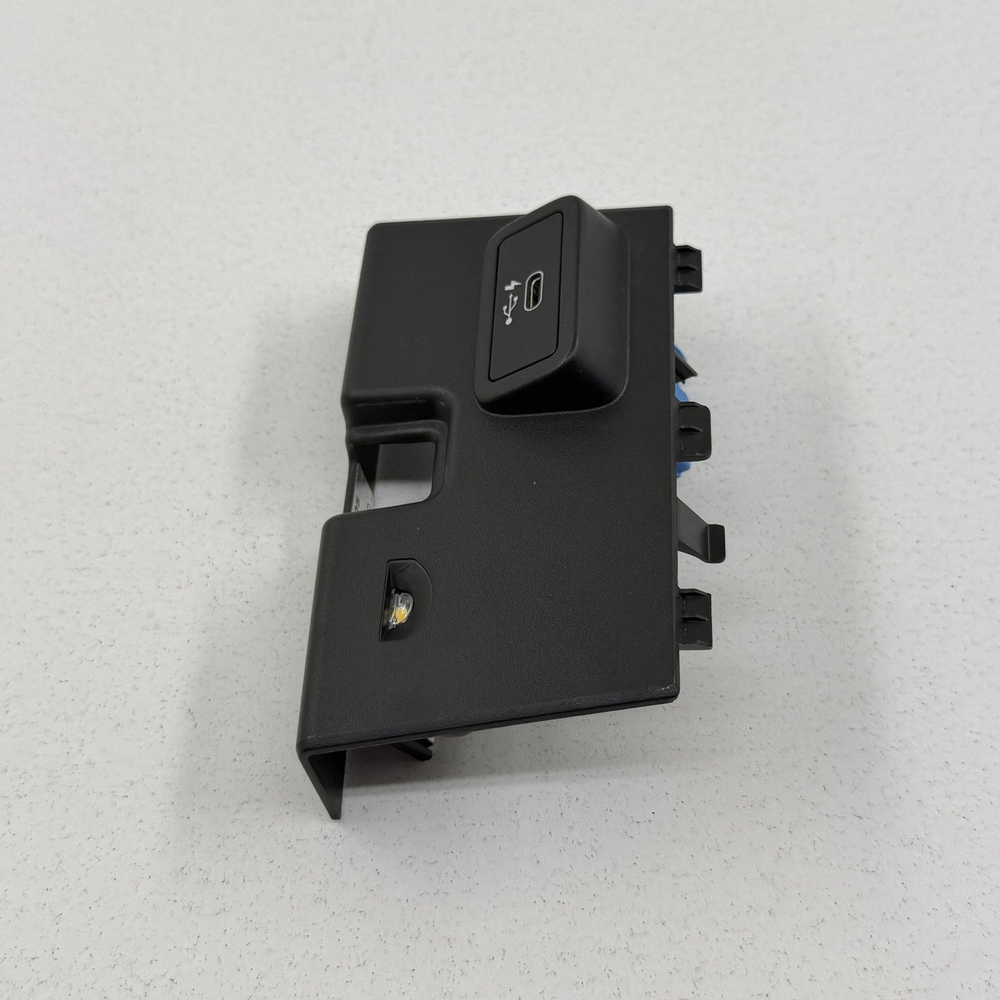 2021-2026 BMW M3 M4 G20 G22 G80 G82 Center Console USB Charge Port OEM