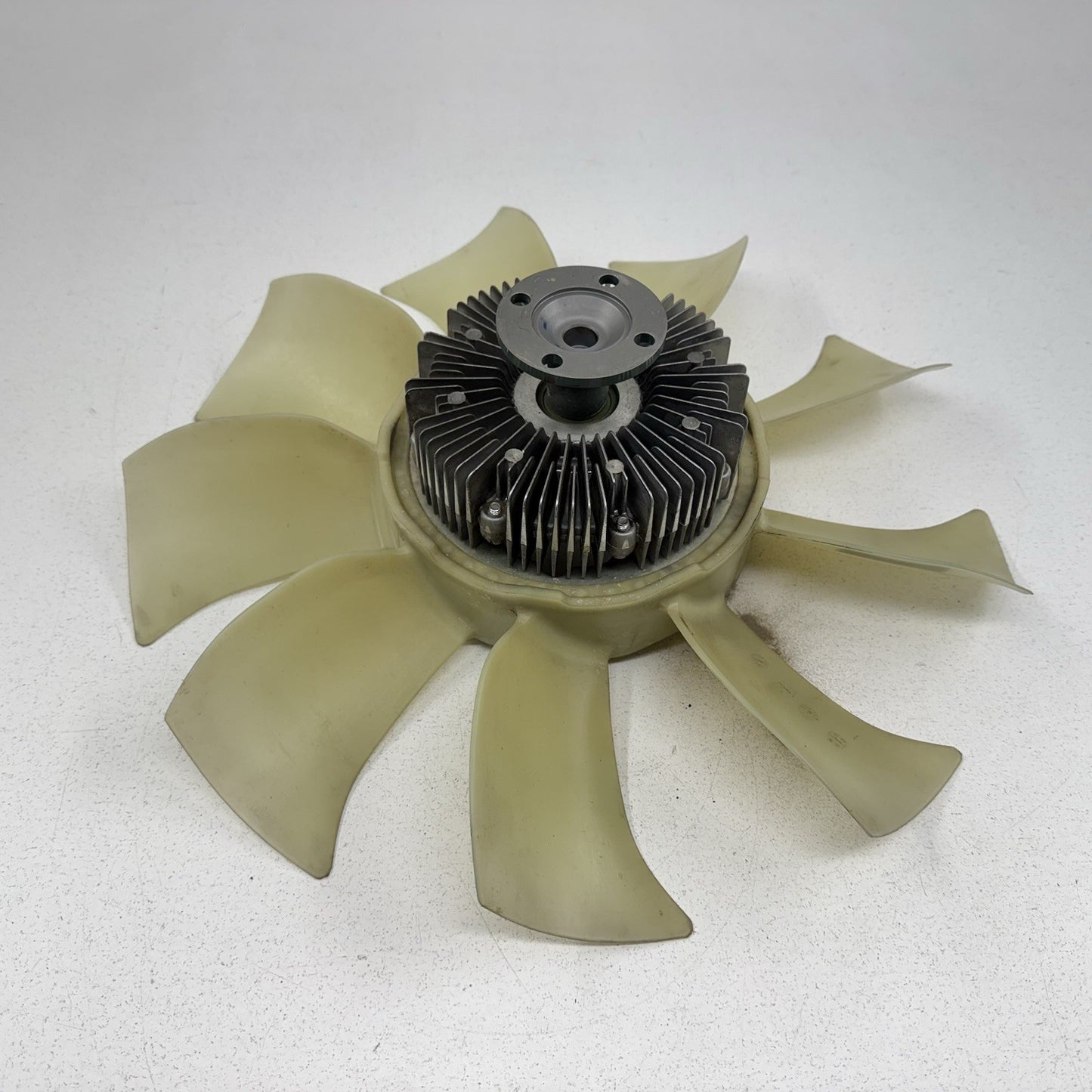 16-23 Toyota Tacoma Engine Cooling Fan Clutch Motor With Fan Blade OEM