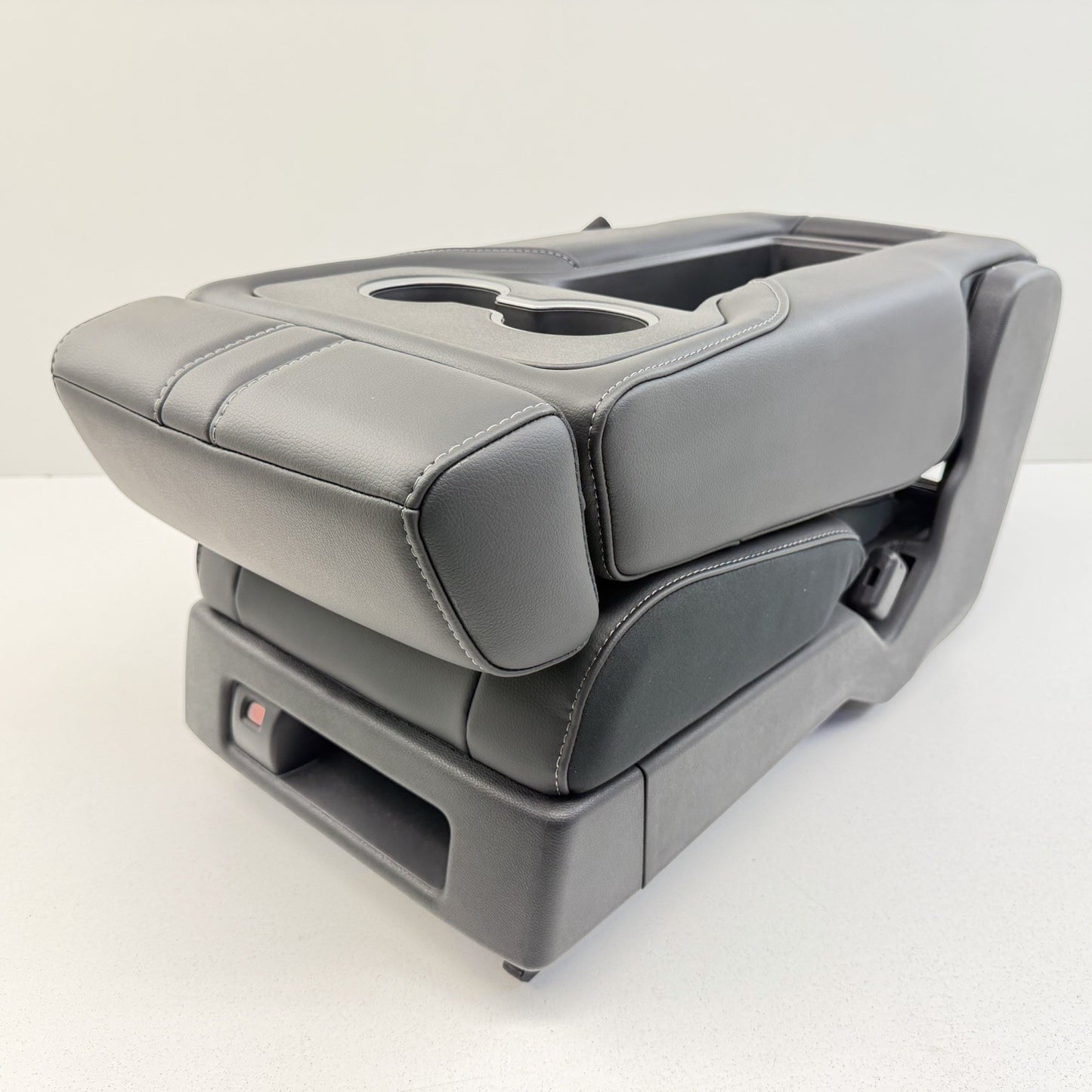 23-25 Honda Pilot Rear 2nd Row Middle Booster Seat Leather Black OEM