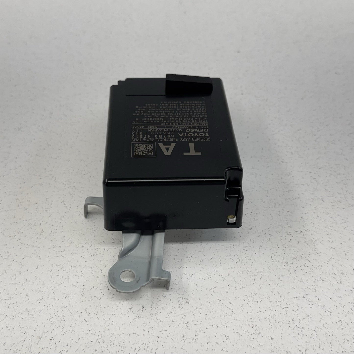 19-22 Toyota Prius Prime TPMS Sensor Tire Pressure Monitor Module Receiver OEM