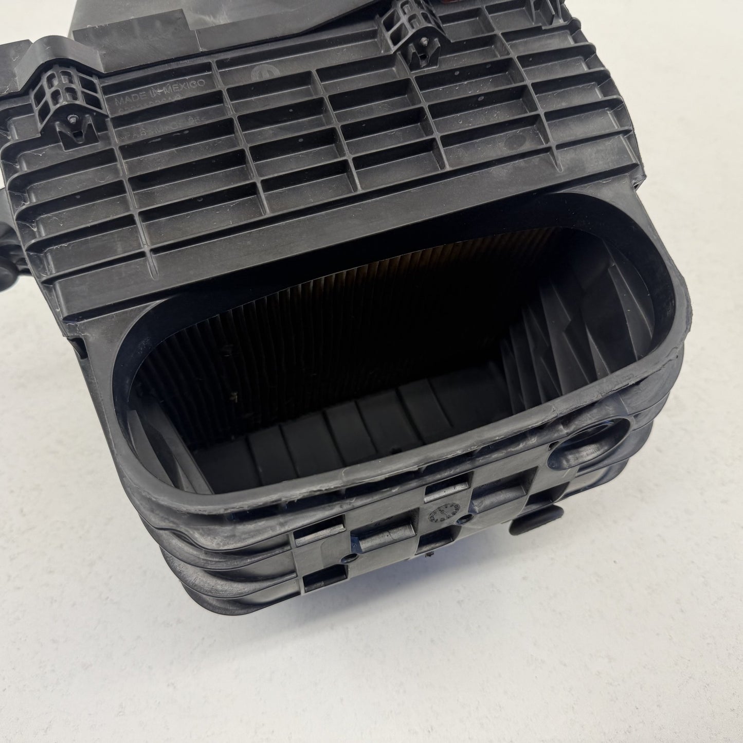 2019-2024 Ram 2500 3500 4500 5500 Cummins Air Cleaner Box Filter Intake Box OEM