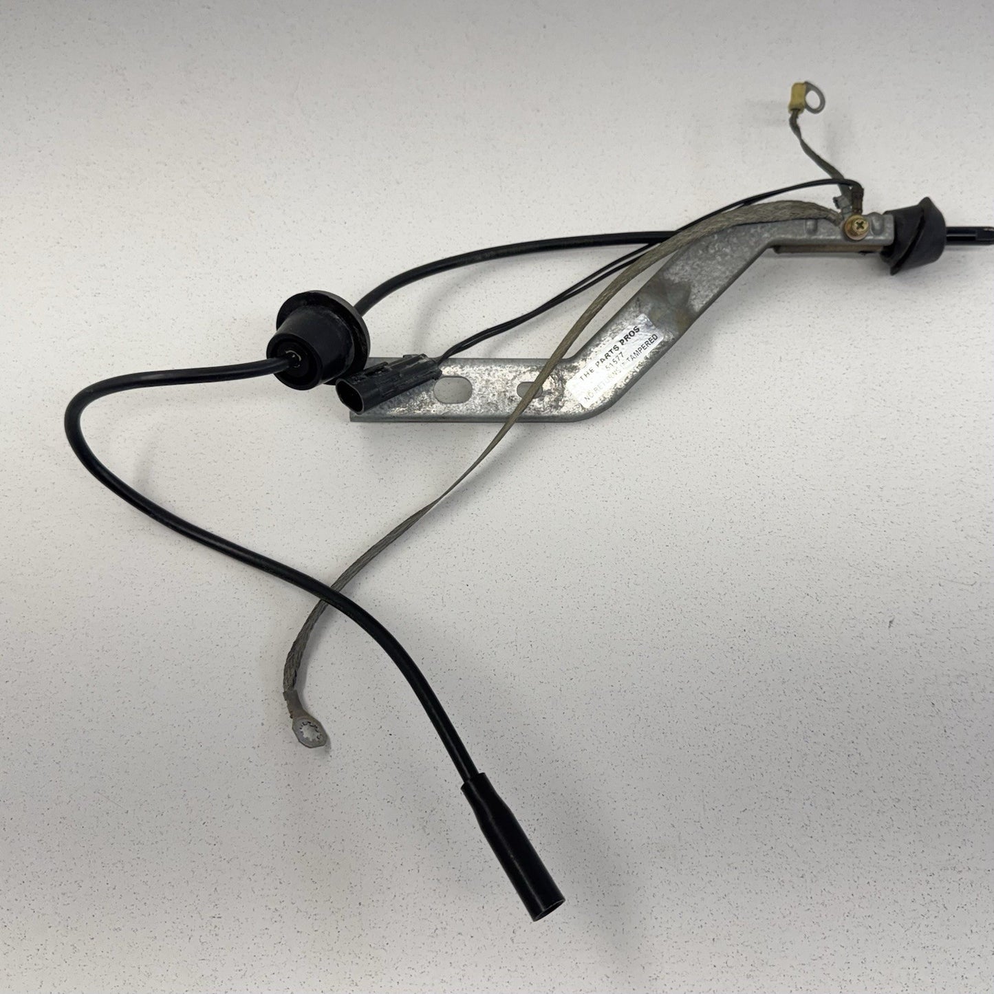 97-04 Chevrolet Corvette C5 FRC Coupe Radio Antenna Receiver 10282230 OEM
