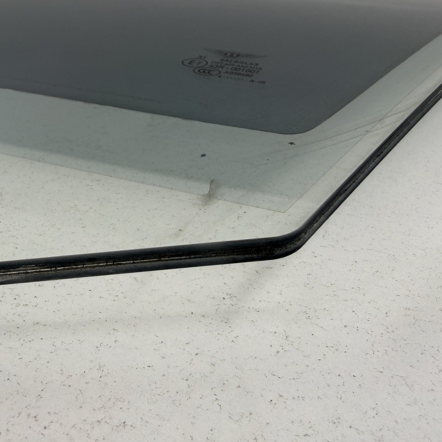 2014-2018 Bentley Flying Spur Driver Left Front Door Glass Window Dual Pane OEM
