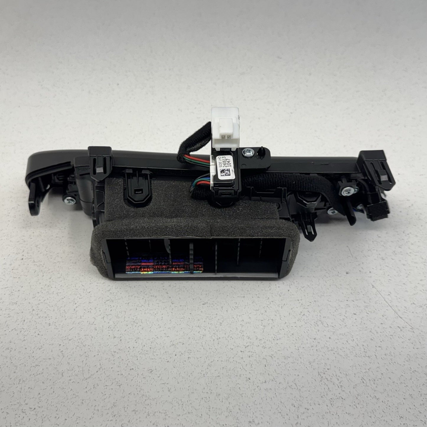 22-26 Hyundai Elantra N Driver Left Outer Dash Air Vent W/ Illuminated Trim OEM
