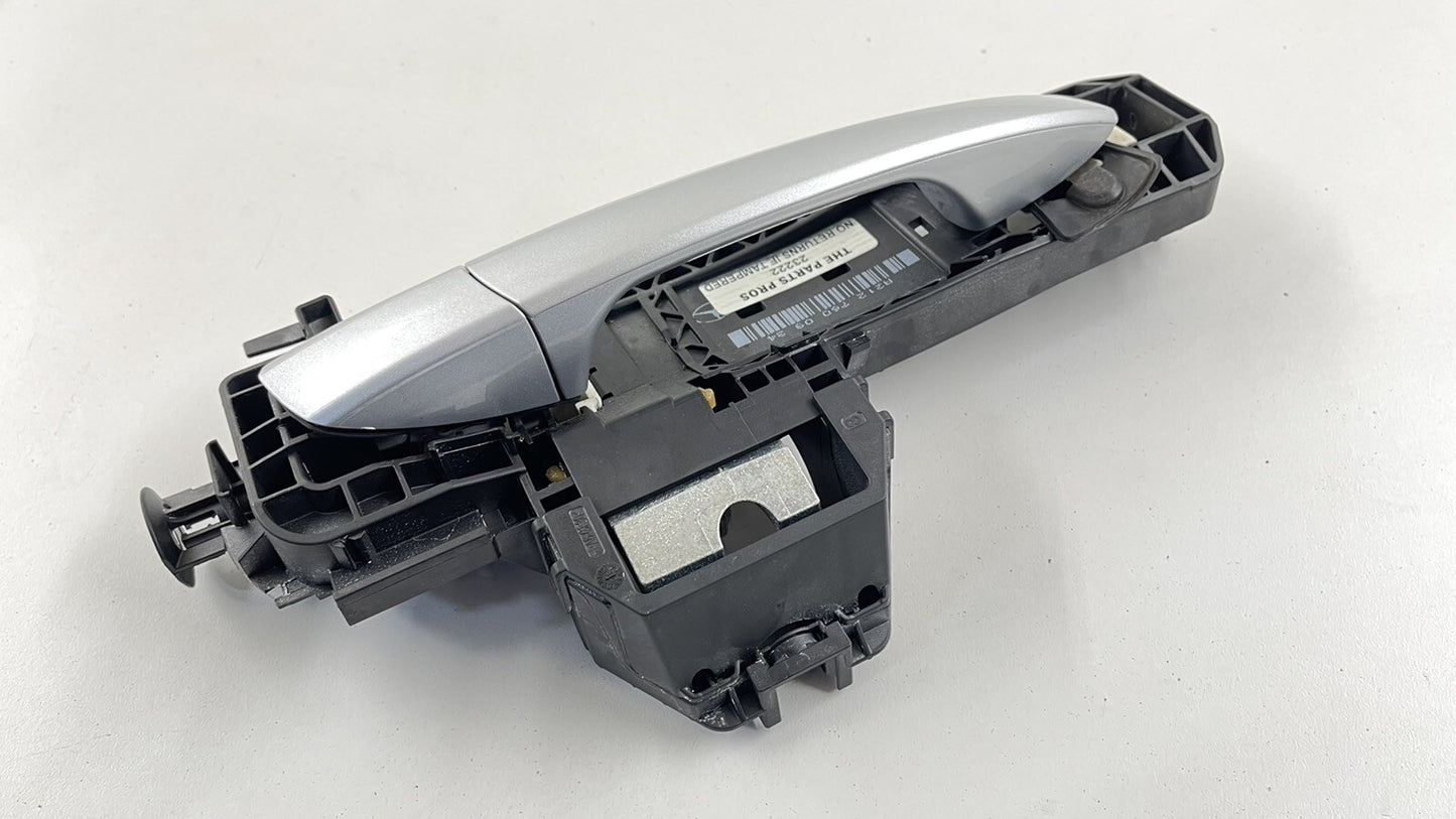 10-13 MERCEDES BENZ W212 E CLASS PASSENGER RIGHT REAR EXTERIOR DOOR HANDLE OEM