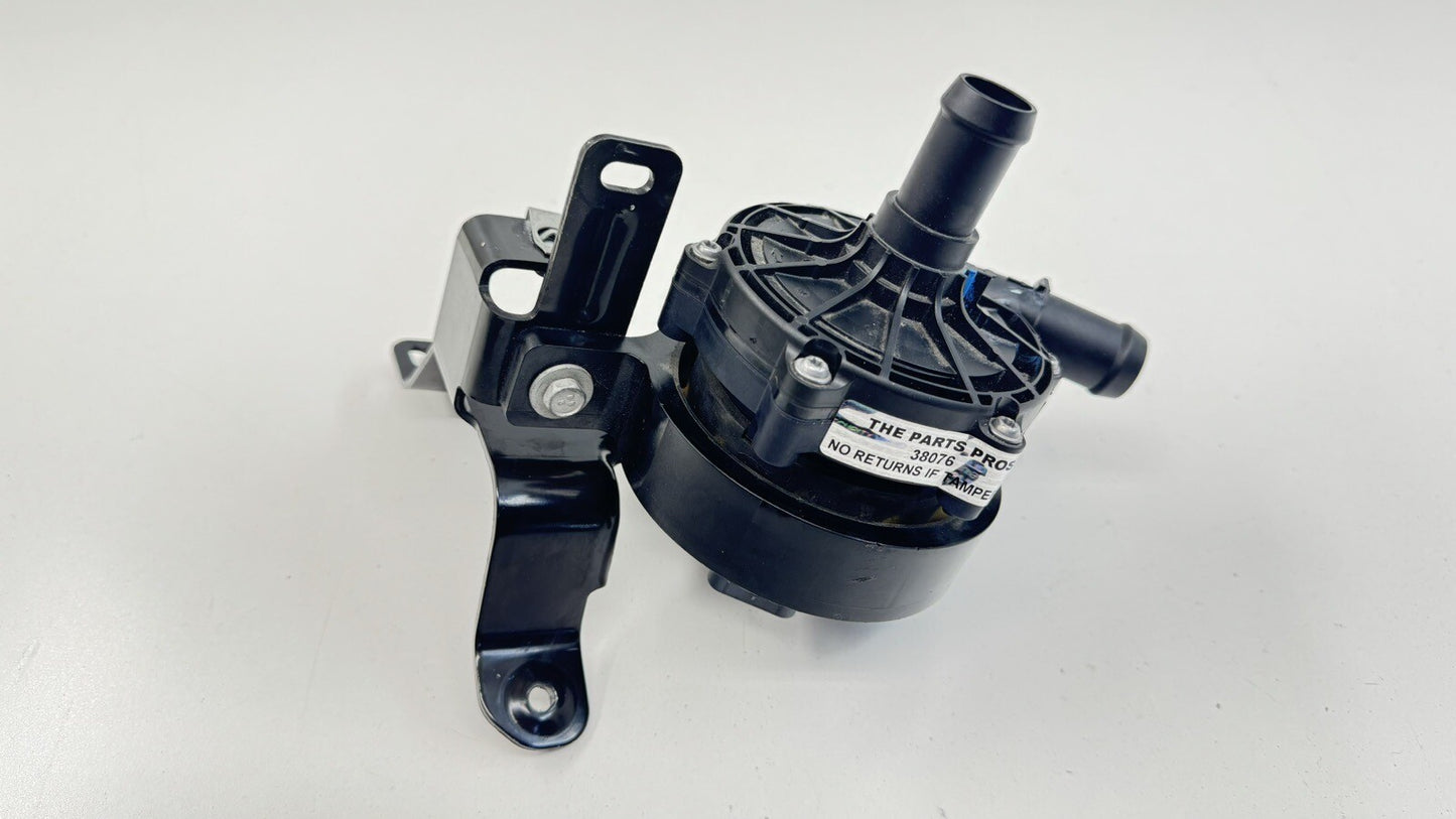 22-23 CADILLAC CT4 V BLACKWING AUXILIARY WATER PUMP COOLANT PUMP 85150883 OEM
