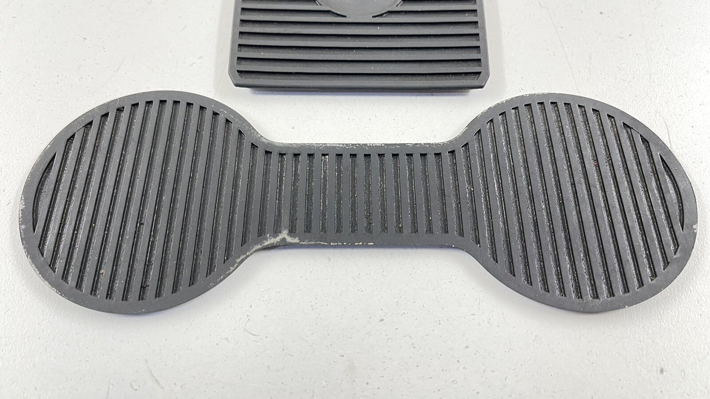 15-17 MCLAREN 650S CENTER CONSOLE CUPHOLDER COIN STORAGE RUBBER MAT INSERT OEM