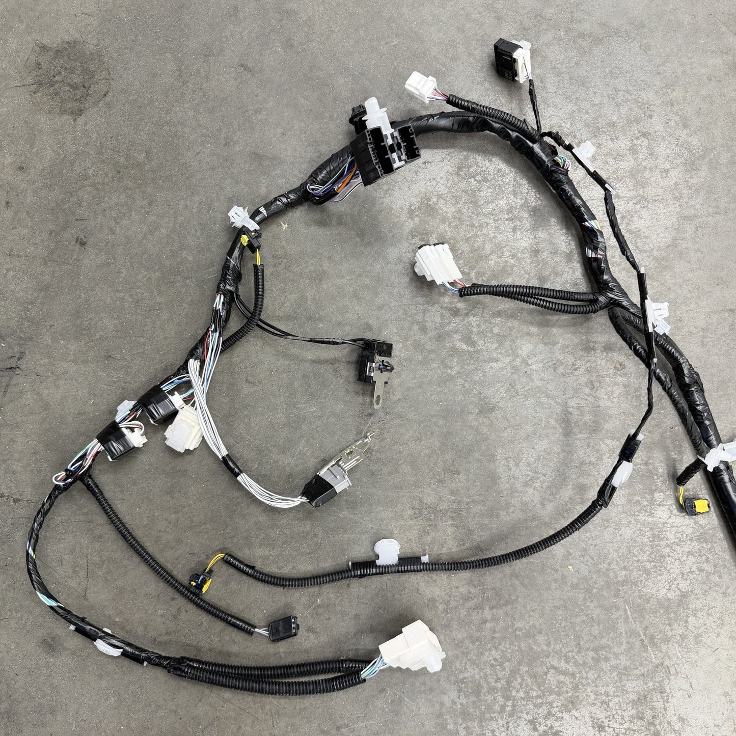 23-26 Toyota Prius Chassis Main Body Wire Wiring Harness 82161-4F023 OEM