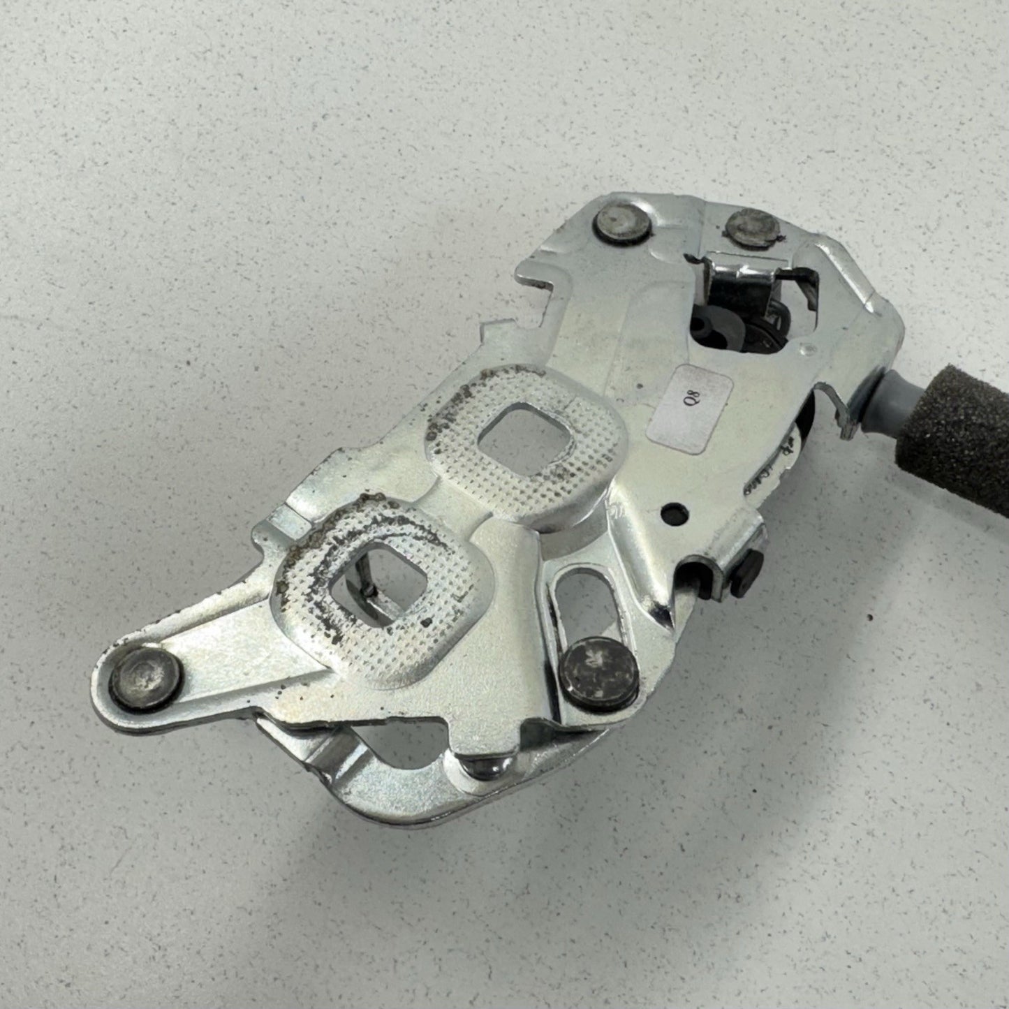 10-16 Mercedes W212 E350 Rear Trunk Latch Lock Actuator 2047500060 OEM