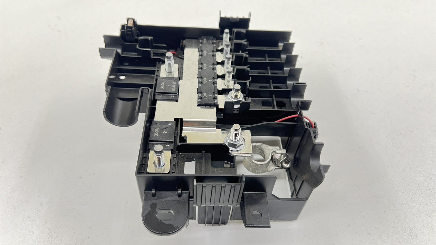 22-24 CADILLAC CT4 V BLACKWING REAR BATTERY FUSE RELAY JUNCTION BOX 84986478 OEM